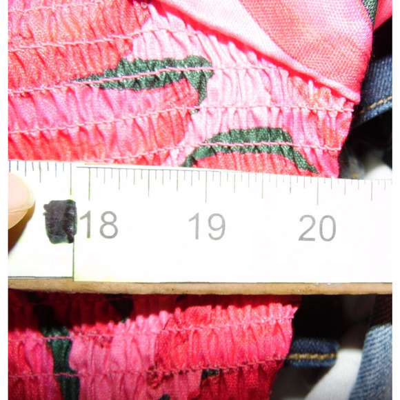 HT360 Top Womens 2XL Fuchsia Cropped Smocked Puff Sleeve Floral 139$ - Picture 8 of 9